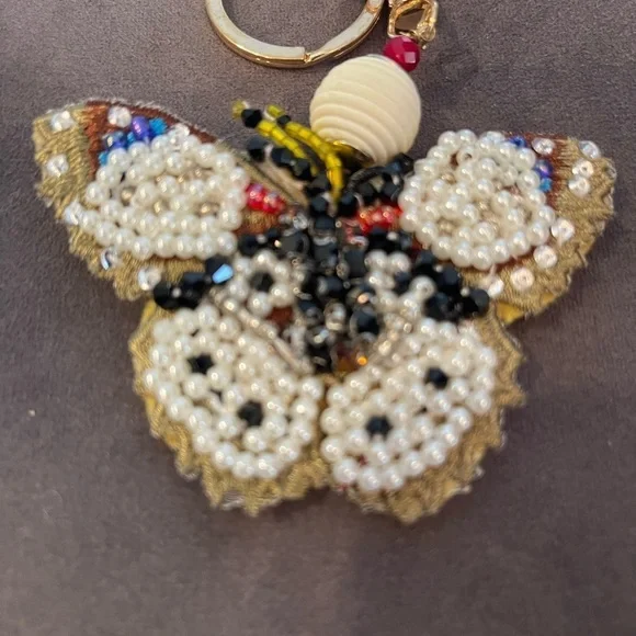 Rhinestone And Beaded White Butterfly Key Chain - Picture 2 of 3